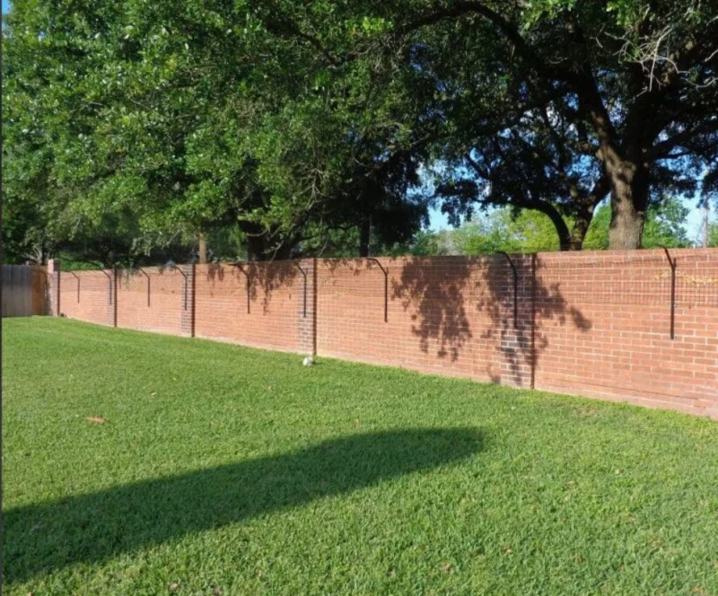 Houdini-Proof Fence Extender for Dogs - Image 4